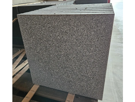 Terrassenplatte Straton Silber Oberfläche sandgestrahlt, mit Fase Premium Imprägnierung 40 x 40 x 4,2 cm